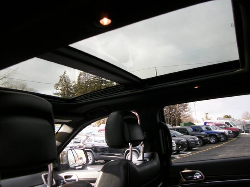 2016 Jeep Grand Cherokee (image 19)