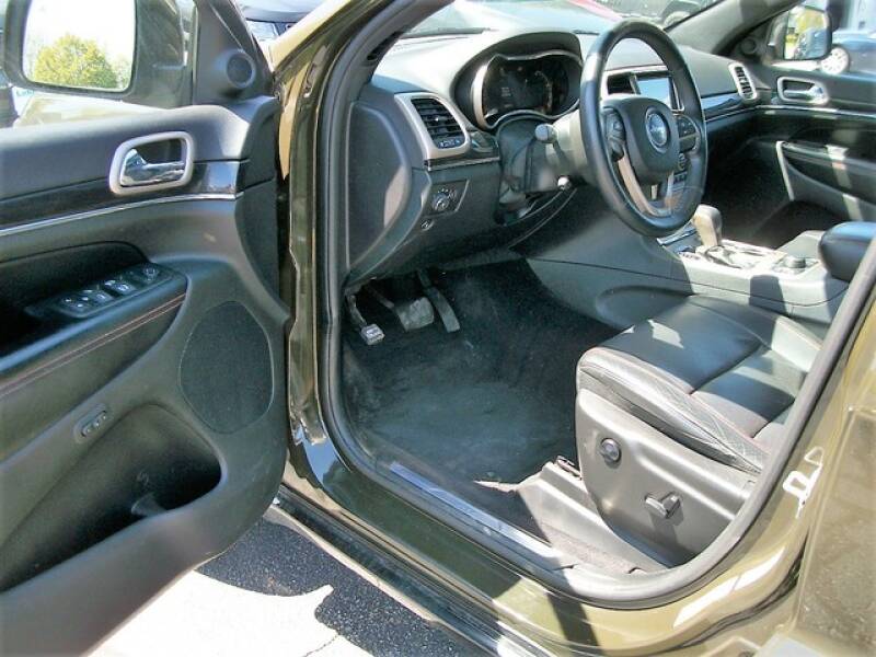 2016 Jeep Grand Cherokee (image 40)