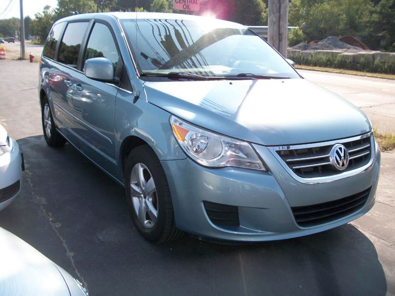 2009 Volkswagen Routan for sale at MATTESON MOTORS in Raynham MA