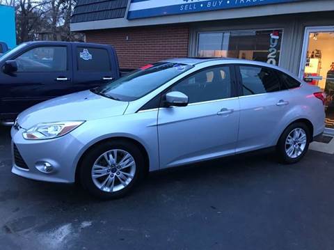 2012 Ford Focus for sale at Corner Choice Motors in West Allis WI