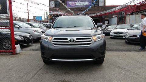 2011 Toyota Highlander for sale at TJ AUTO in Brooklyn NY