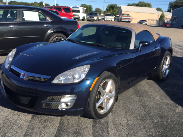 2007 Saturn SKY for sale at JEFF LEE AUTOMOTIVE in Glasgow KY