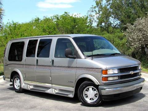 2000 Chevrolet G1500 for sale at Auto Quest USA INC in Fort Myers Beach FL