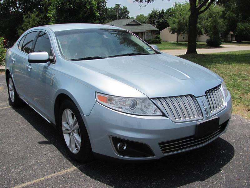2009 Lincoln MKS for sale at Rons Auto Sales in Stockdale TX
