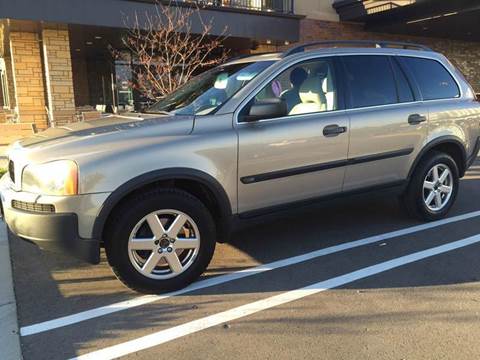 2003 Volvo XC90 for sale at You Win Auto in Burnsville MN