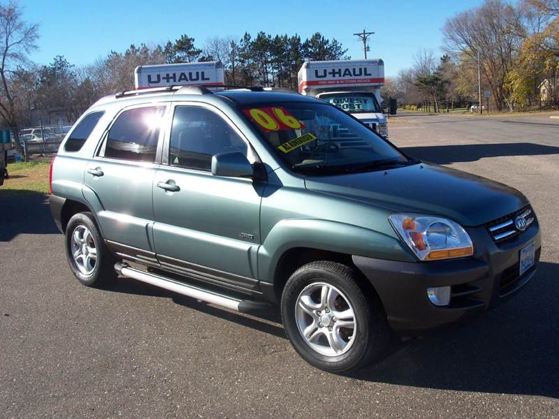 2006 Kia Sportage for sale at Country Side Car Sales in Elk River MN