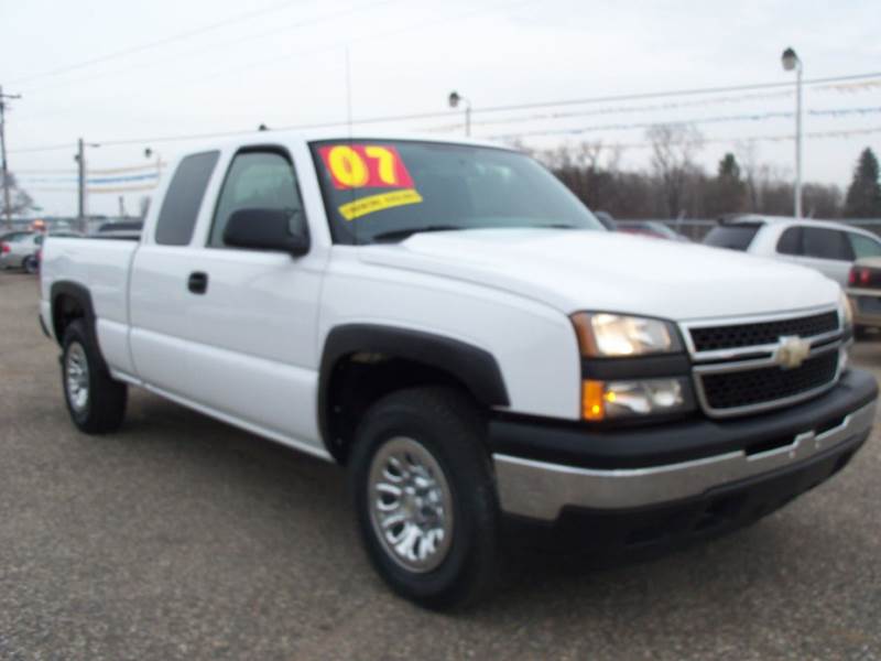 2007 Chevrolet Silverado 1500 Classic for sale at Country Side Car Sales in Elk River MN