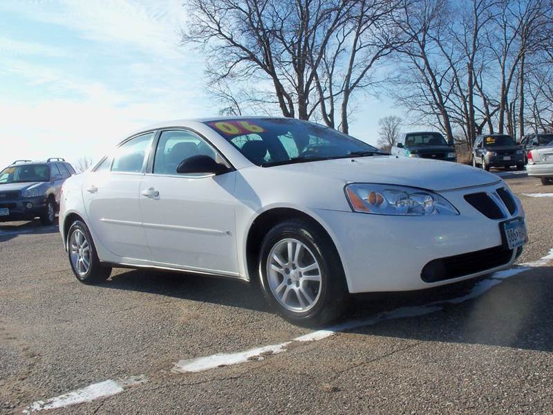 2006 Pontiac G6 for sale at Country Side Car Sales in Elk River MN