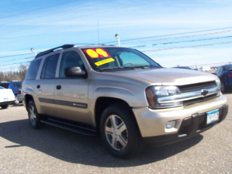 2004 Chevrolet TrailBlazer EXT for sale at Country Side Car Sales in Elk River MN