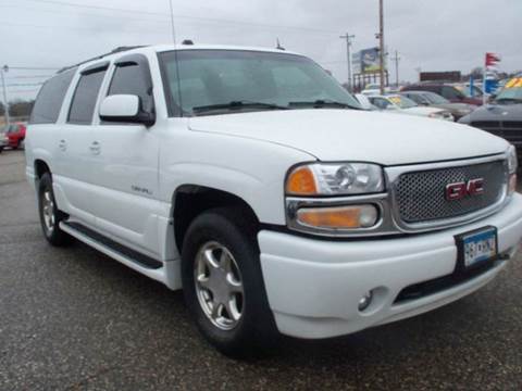 2005 GMC Yukon XL for sale at Country Side Car Sales in Elk River MN