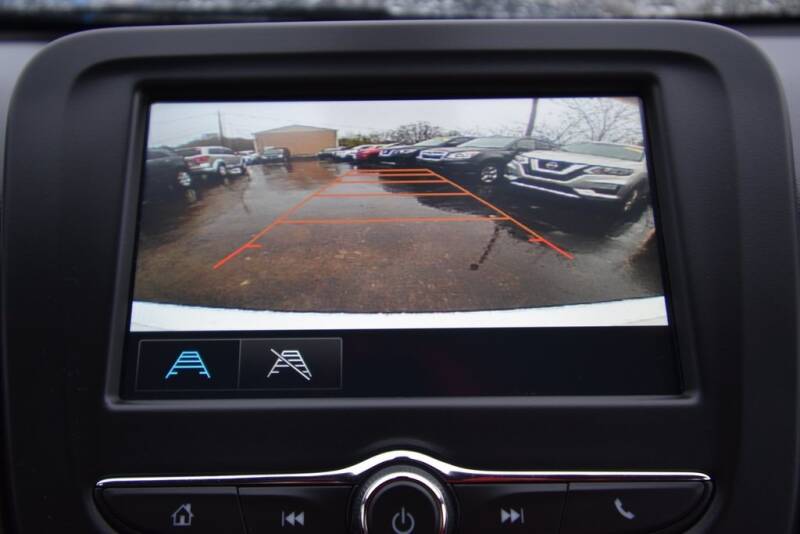2016 Chevrolet Malibu LS (image 18)