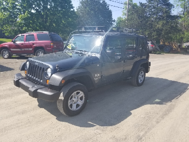 2007 Jeep Wrangler Unlimited for sale at B & B GARAGE LLC in Catskill NY