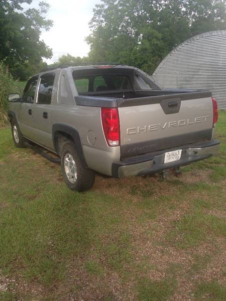 2004 Chevrolet Avalanche for sale at Hattons German Imports in Beaumont TX