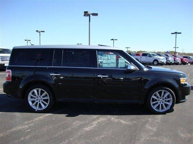 2009 Ford Flex for sale at GREAT DEAL AUTO SALES in Center Line MI