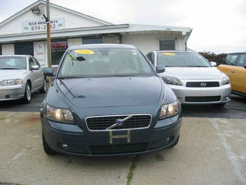 2006 Volvo S40 for sale at Tech Auto Sales in Fall River MA