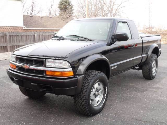 2002 Chevrolet S-10 for sale at Tonys Pre Owned Auto Sales in Kokomo IN