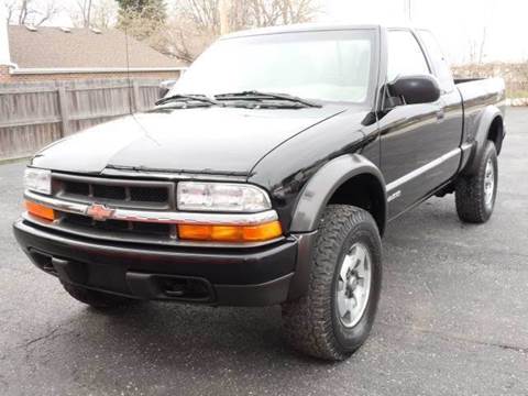 2001 Chevrolet S-10 for sale at Tonys Pre Owned Auto Sales in Kokomo IN