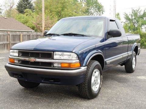 2001 Chevrolet S-10 for sale at Tonys Pre Owned Auto Sales in Kokomo IN