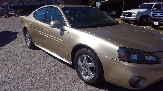 2004 Pontiac Grand Prix for sale at Townsend Auto Mart in Millington TN