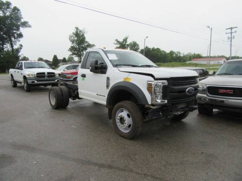 2019 Ford F550 Super Duty 4X4 2dr Regular Cab 145.3205.3 in. WB In