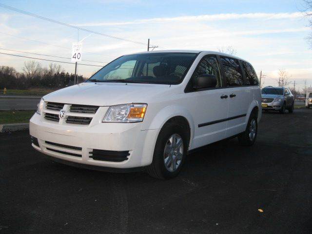 2008 Dodge Grand Caravan for sale at GLOBAL AUTOMOTIVE in Grayslake IL