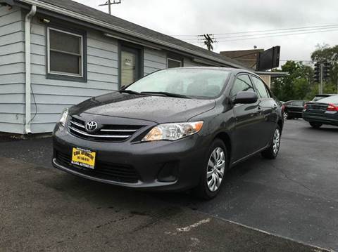 2013 Toyota Corolla for sale at GLOBAL AUTOMOTIVE in Grayslake IL