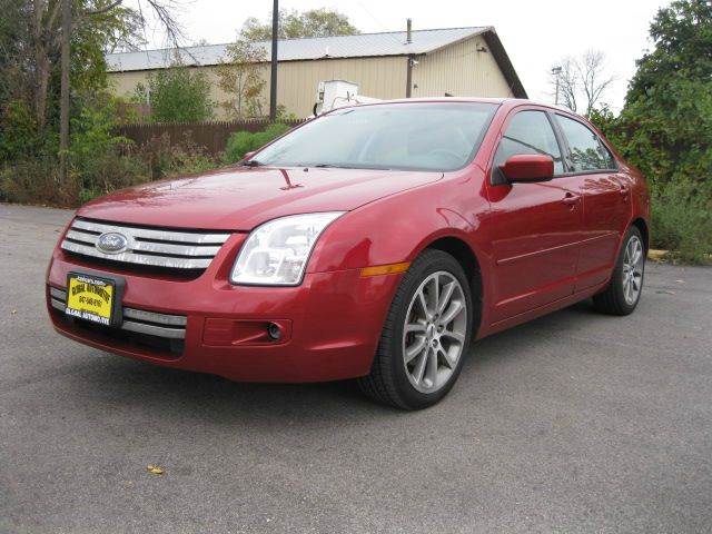 2009 Ford Fusion for sale at GLOBAL AUTOMOTIVE in Grayslake IL