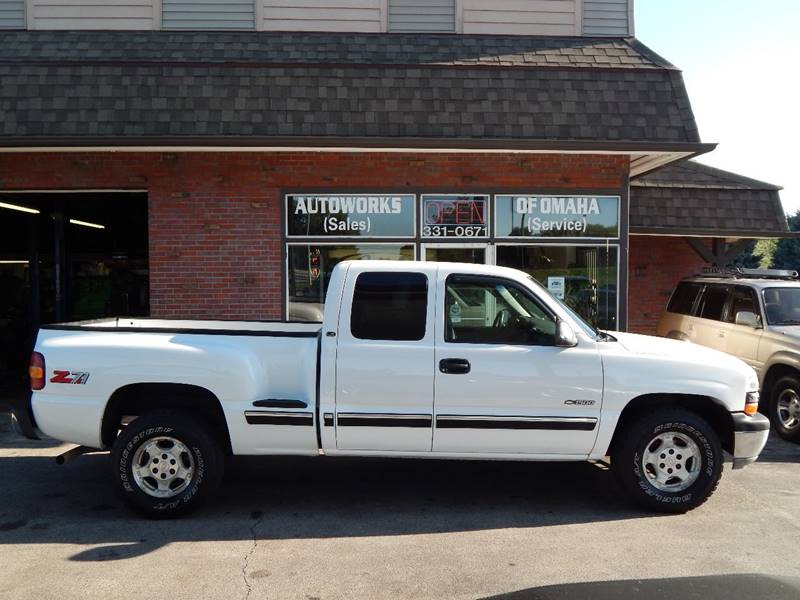 2000 Chevrolet Silverado 1500 for sale at AUTOWORKS OF OMAHA INC in Omaha NE