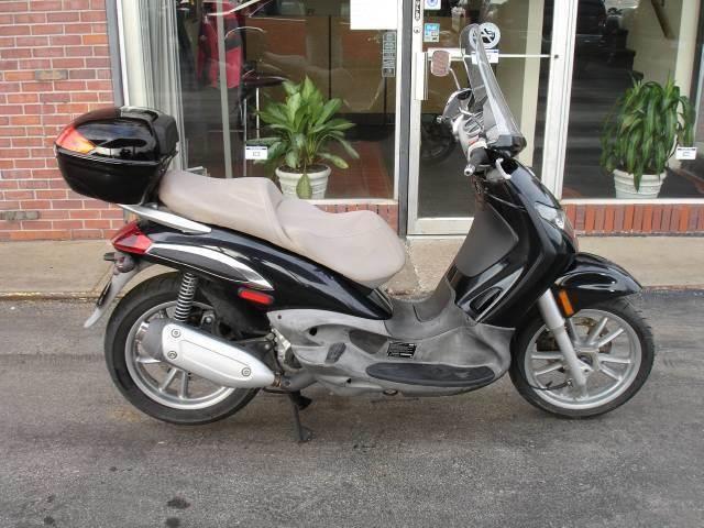2007 Piaggio BV250 for sale at AUTOWORKS OF OMAHA INC in Omaha NE