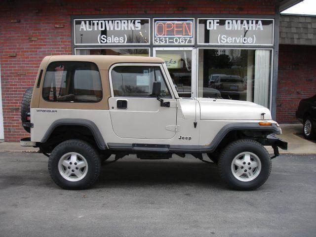 1995 Jeep Wrangler for sale at AUTOWORKS OF OMAHA INC in Omaha NE