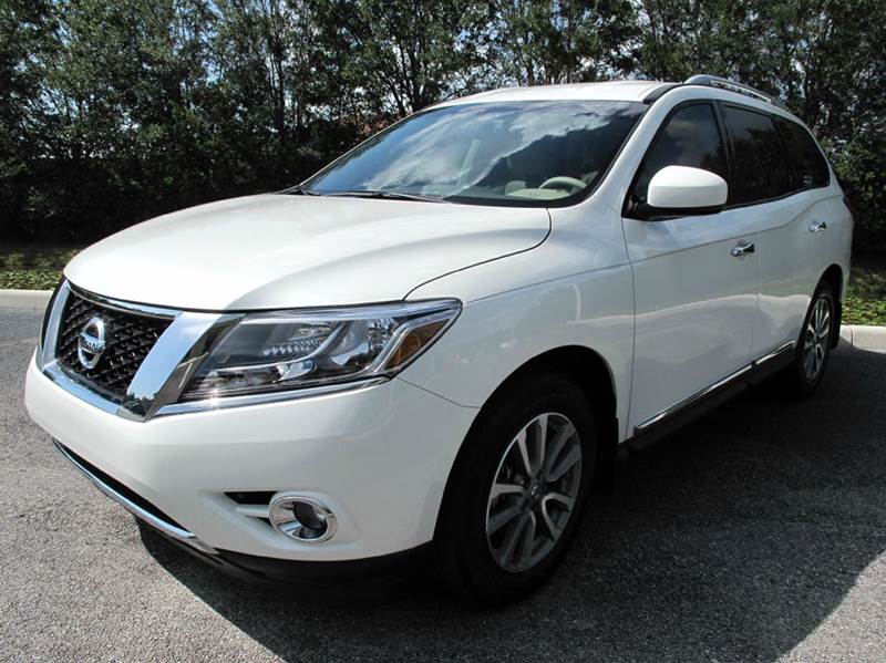 2015 Nissan Pathfinder for sale at Auto Marques Inc in Sarasota FL