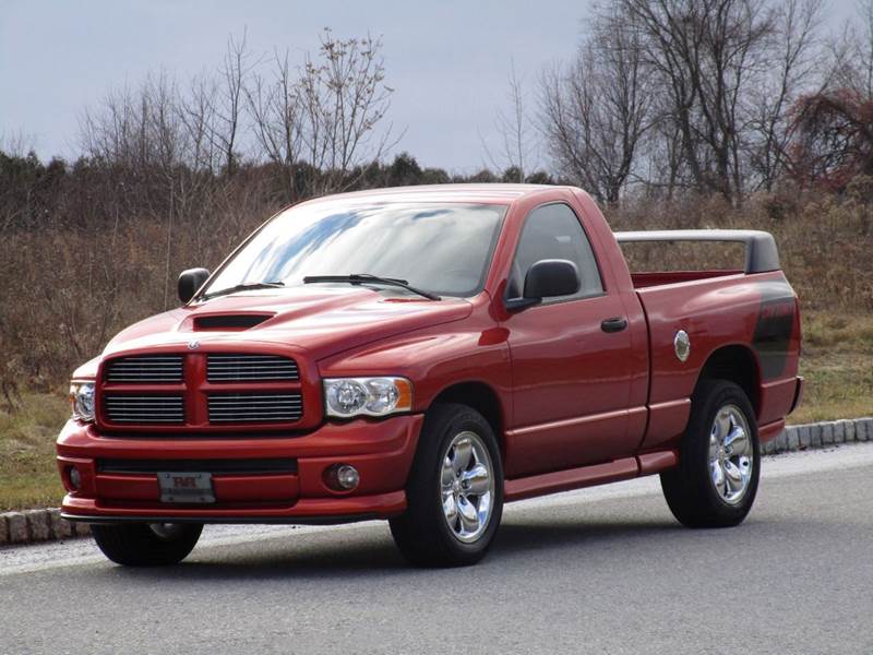 2005 Dodge Ram Pickup 1500 for sale at R & R AUTO SALES in Poughkeepsie NY