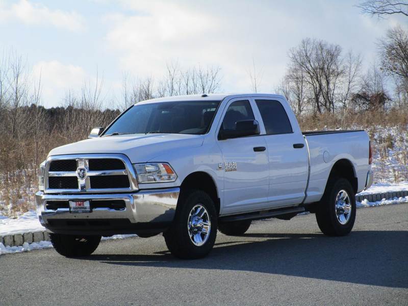 2015 RAM Ram Pickup 2500 for sale at R & R AUTO SALES in Poughkeepsie NY
