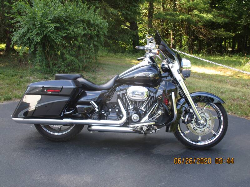 2013 Harley-Davidson Road King CVO Anniversary