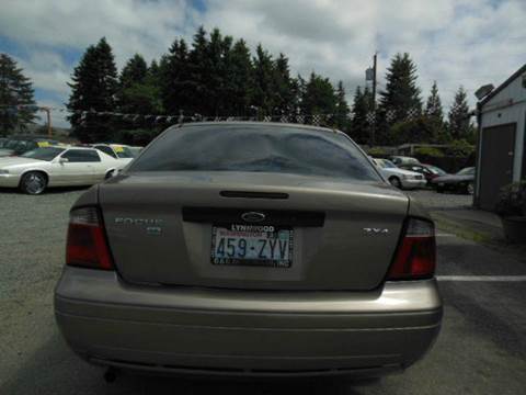 2005 Ford Focus ZX4 SE