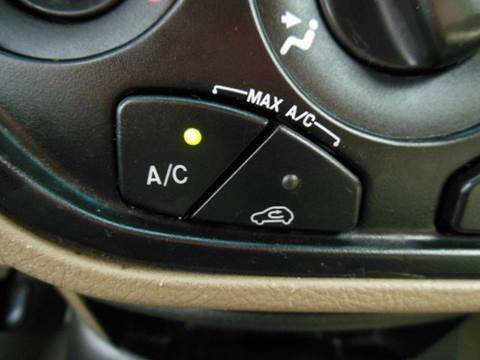 2005 Ford Focus ZX4 SE