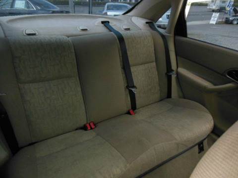 2005 Ford Focus ZX4 SE