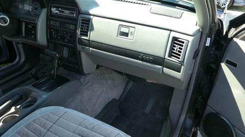 1995 Jeep Grand Cherokee Laredo