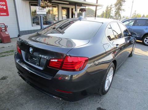 2011 BMW 5 Series 528i