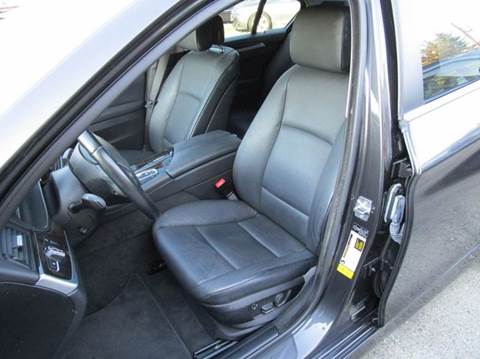 2011 BMW 5 Series 528i