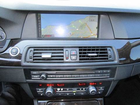 2011 BMW 5 Series 528i