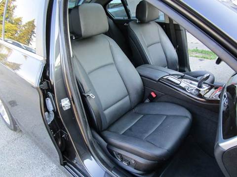 2011 BMW 5 Series 528i