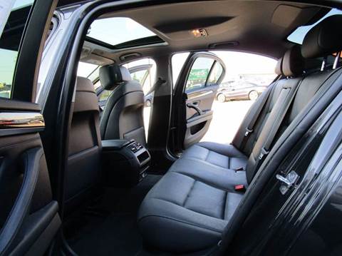 2011 BMW 5 Series 528i