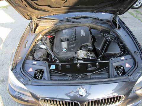 2011 BMW 5 Series 528i