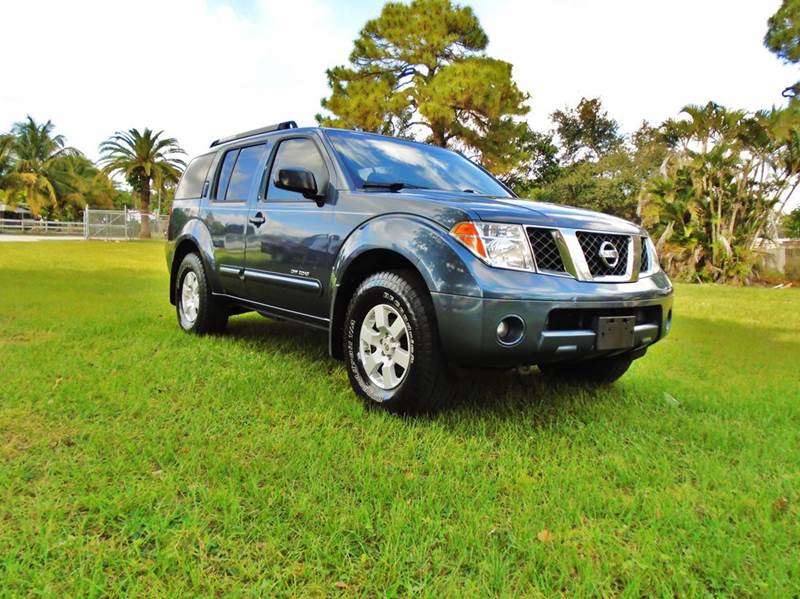 2005 Nissan Pathfinder for sale at TRANSCONTINENTAL CAR USA CORP in Fort Lauderdale FL
