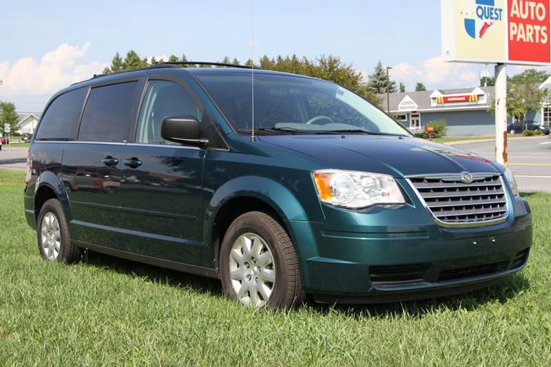 2009 Chrysler Town and Country for sale at Van Allen Auto Sales in Valatie NY