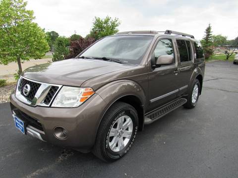 2008 Nissan Pathfinder for sale at MAIN STREET AUTO SALES in Neenah WI