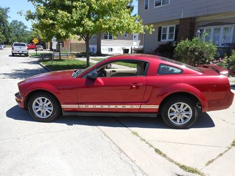 2006 Ford Mustang for sale at Grand River Auto Sales in River Grove IL