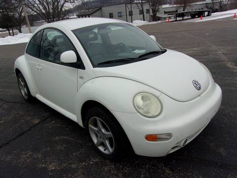 1999 Volkswagen New Beetle for sale at Hassell Auto Center in Richland Center WI