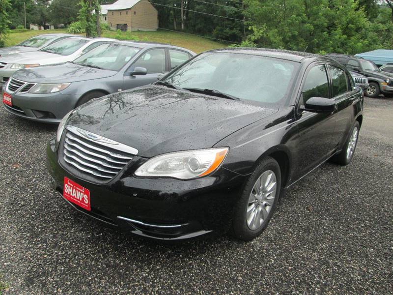2012 Chrysler 200 for sale at Shaw's Sales & Service in Wallingford VT